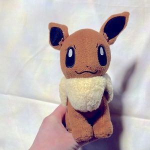 Small Pokémon Evee standing plushie fair condition